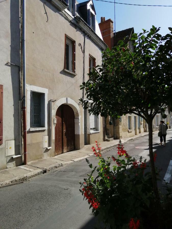 Le Sourire De Mona Lisa Apartment Amboise Exterior photo